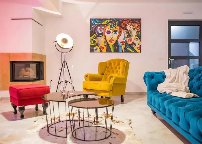 Luce Dubrovnik مْليني